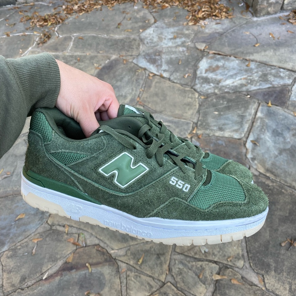 New Balance 550 Green Sneakers